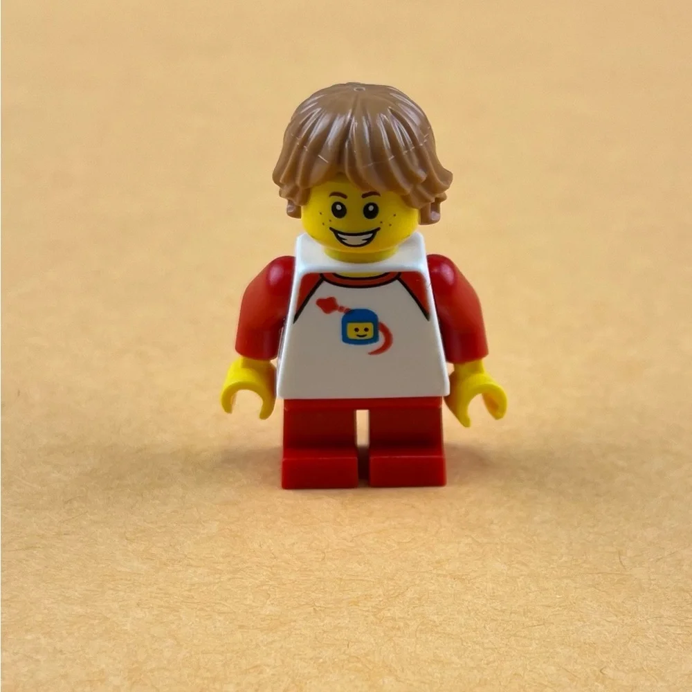 LEGO Minifigure Boy Kid in Benny Classic Space Shirt twn397 2”